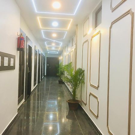 Trimrooms Shubharambh Ayodhya المظهر الخارجي الصورة